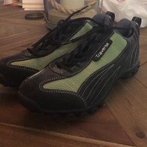 Traverse cycling shoes